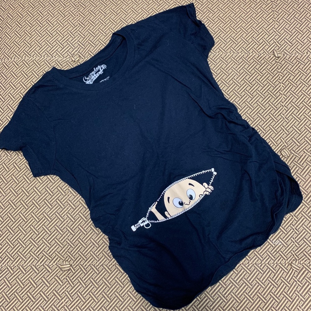 Small maternity t-shirt